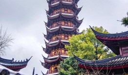 南京鸡鸣寺吃瓜,古寺新韵，瓜香四溢的市井生活