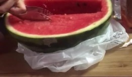 吃瓜宿舍上铺,揭秘上铺的神秘生活