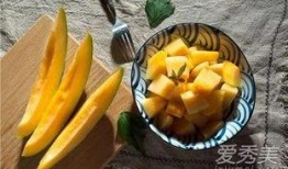 月子中可吃哈密瓜吗,月子期间适宜食用哈密瓜的探讨