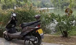 吃瓜小刀和摩托,一场跨界狂欢的激情碰撞