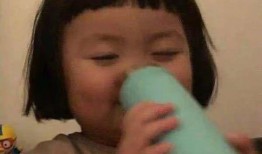 搞笑女吃瓜日常,搞笑女吃瓜日常，欢乐无限