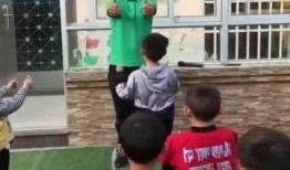 塔吊女司机吃瓜,揭秘工地上的“神秘现象”