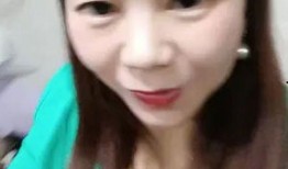 自嗨姐妹吃瓜,揭秘娱乐圈幕后故事